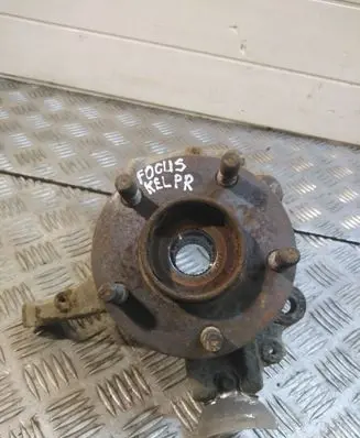 Ford Focus Front wheel bearing hub 