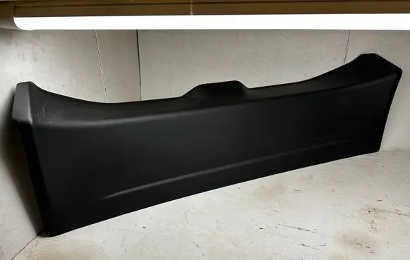 Nissan Rogue Tailgate trim 909006RR0A
