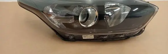KIA Ceed Headlight/headlamp J792111020