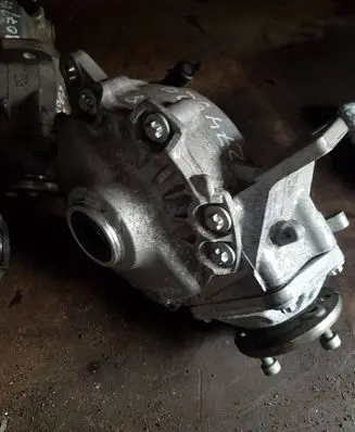 Mercedes-Benz GLC X253 C253 Front differential 301113084