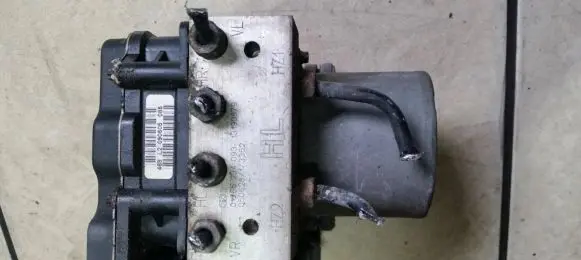 Opel Tigra B ABS Pump 13190879 0265234093 05062813362