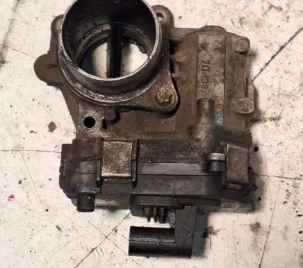 Opel Zafira B Throttle valve 55199975 48CPD4