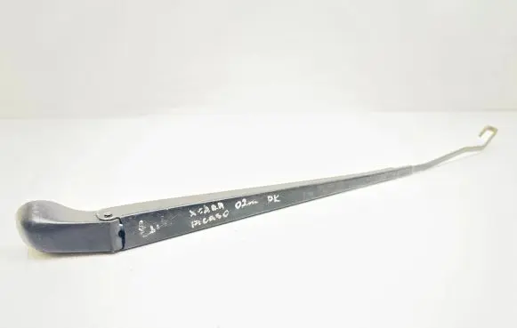 Citroen Xsara Picasso Front wiper blade arm