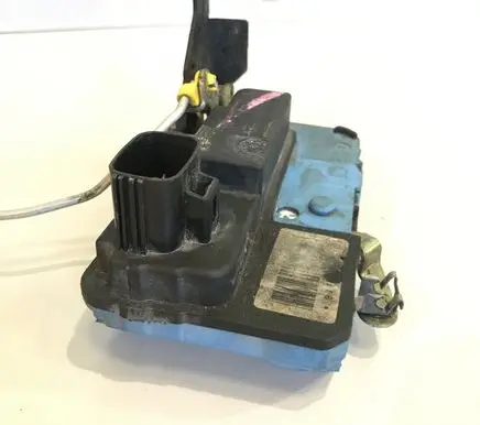 Volvo S80 Front door lock