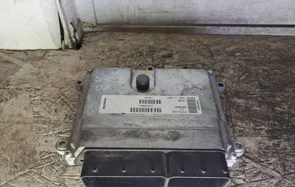 Volvo S40 Engine control unit/module 2797009290 P30729800 T42149