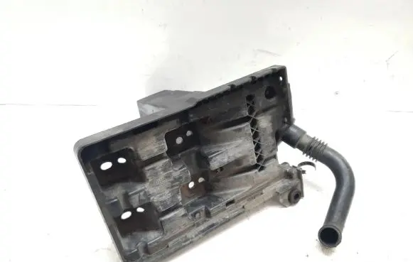 Volvo V40 Battery tray 3731062