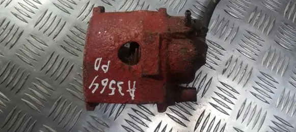 Volkswagen Jetta II Front brake caliper