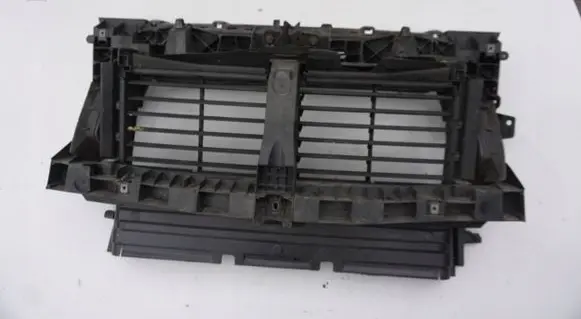 Renault Trafic III (X82) Intercooler air guide/duct channel SKO62941