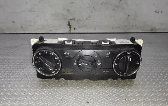 Mercedes-Benz B W245 Climate control unit A1698301385