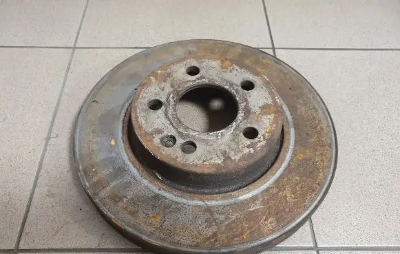 Mercedes-Benz Vito Viano W639 Front brake disc