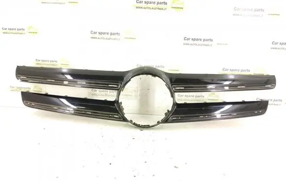 Mercedes-Benz GLA W156 Front grill 1568880260 A1568880260