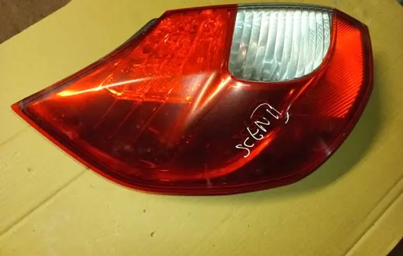 Renault Scenic II - Grand scenic II Rear/tail lights 8200474328