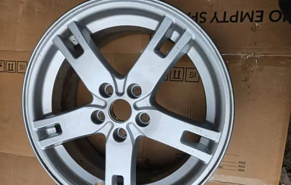 MG ZS R18 alloy rim 19043M1 10914798