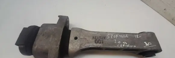KIA Sportage Engine mount bracket