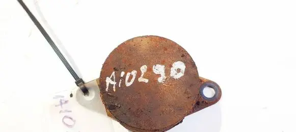 Mazda 3 I Engine mount bracket