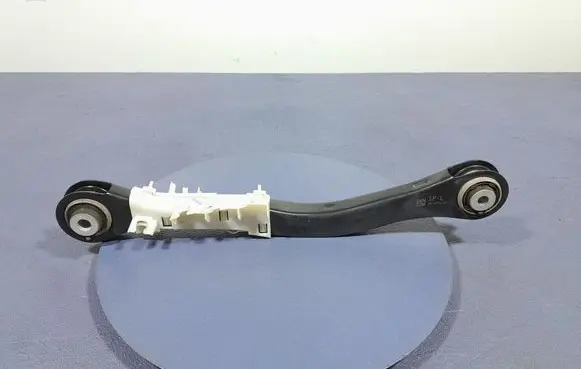 BMW X6 M Rear control arm 6878029