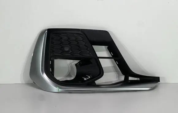 Audi A8 S8 D5 Front bumper lower grill 4N0807682A