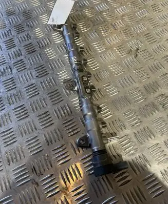 BMW 7 G11 G12 Fuel main line pipe 8571569