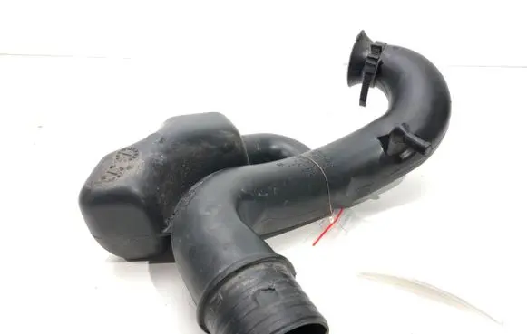 Skoda Fabia Mk3 (NJ) Air intake hose/pipe 04C129618F