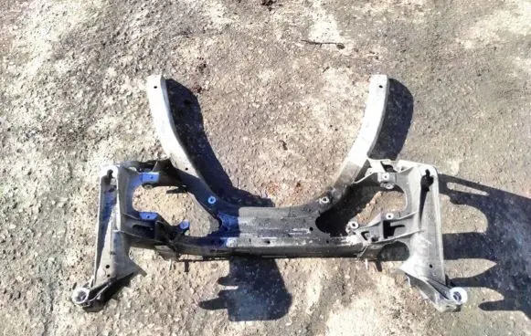 BMW 6 E63 E64 Front subframe