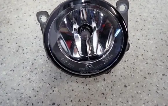 Mitsubishi Outlander Front fog light
