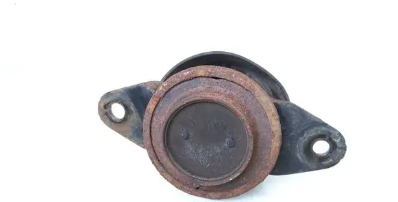 Nissan Leaf I (ZE0) Engine mount bracket