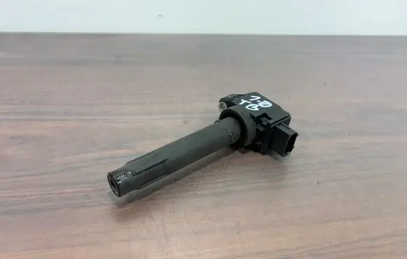 Suzuki SX4 S-Cross High voltage ignition coil FK0508 893012