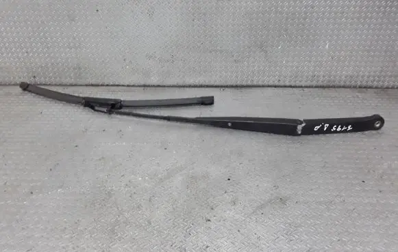Honda CR-V Windshield/front glass wiper blade 