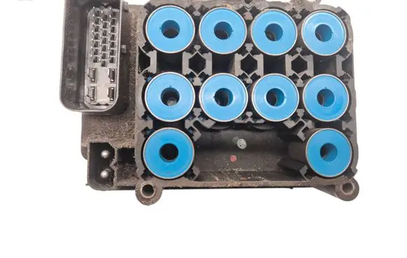 Volvo XC70 ABS Pump 8619541 TLR0L17912 10094904253