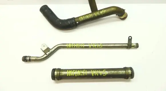 Infiniti FX Engine coolant pipe/hose