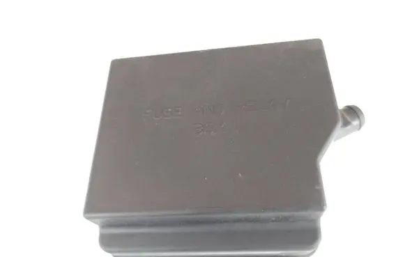 Alfa Romeo 147 Fuse box cover 1149807 MD20