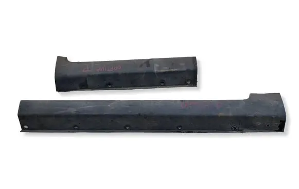 Chevrolet Captiva Foot area side trim 