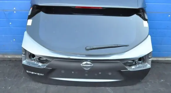 Nissan Qashqai Tailgate/boot cover trim set 