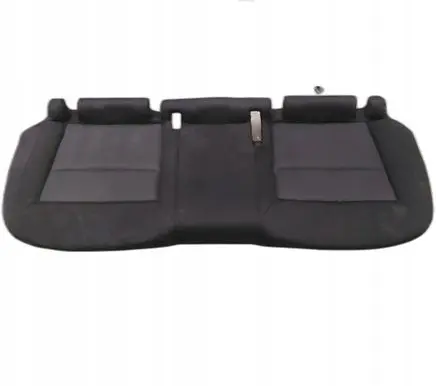 Audi Q3 8U Rear seat 