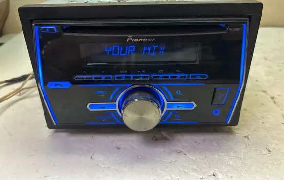 Seat Alhambra (Mk1) Radio/CD/DVD/GPS head unit FHX700BT PIONEER 10R030420