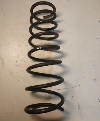 Toyota Avensis T220 Rear coil spring