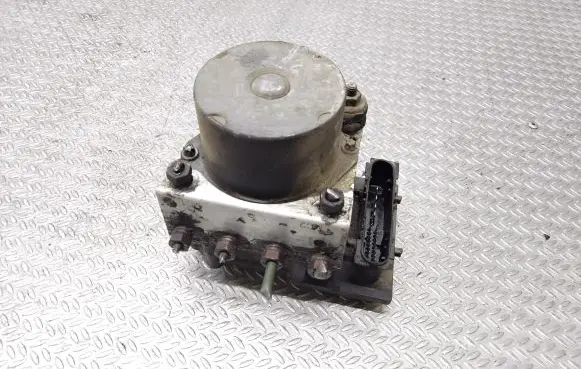 Toyota Aygo AB10 ABS Pump 0265231579 445100H010