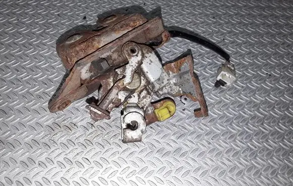 Nissan Almera N16 Tailgate/trunk/boot lock/catch/latch