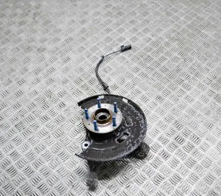 Chevrolet Cruze Front wheel hub 13502828