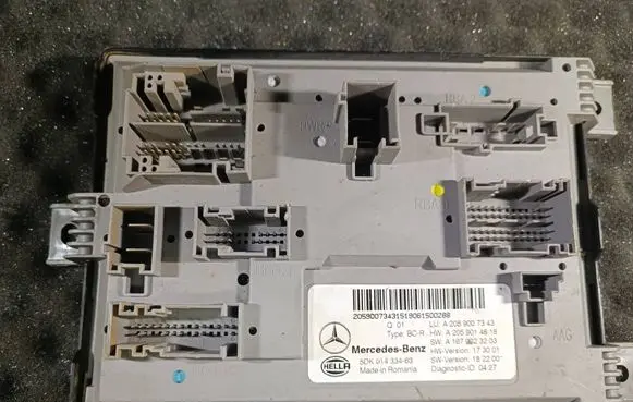 Mercedes-Benz C W205 Central body control module A2059007343