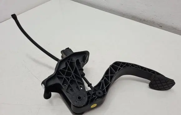 Clutch pedal