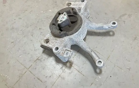 Gearbox mount