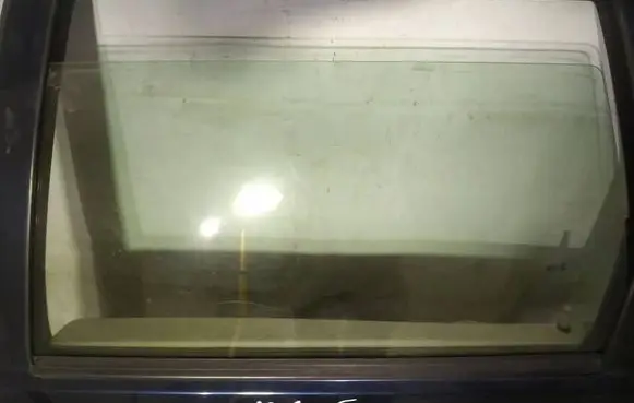 Volvo S70 V70 V70 XC Rear door window glass as2