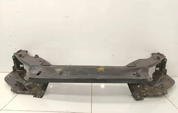 Volvo XC70 Top upper radiator support slam panel