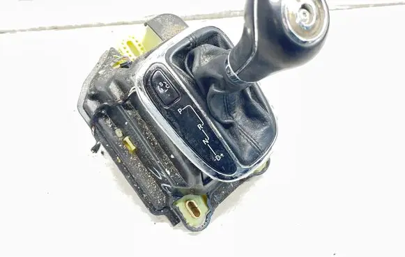 Mercedes-Benz CLK A209 C209 Gear shifter/selector A2032678524