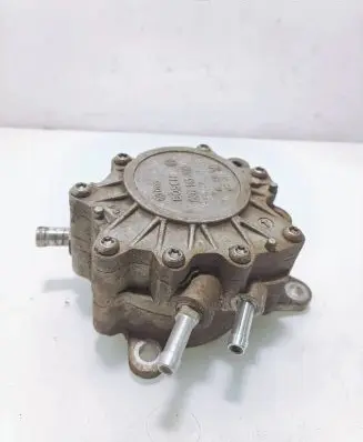 Volkswagen Touran I Vacuum pump 03g145209c