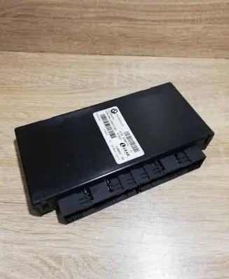 BMW 5 E60 E61 Gateway control module 9186170