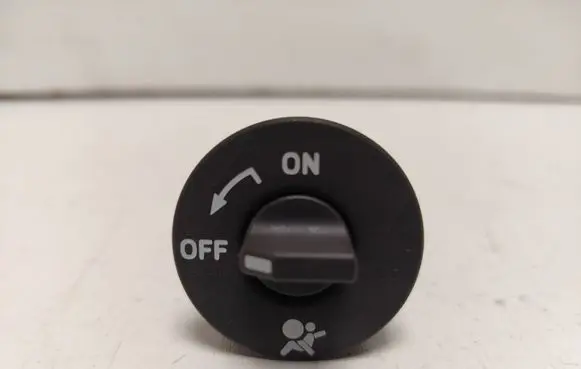 Renault Scenic II - Grand scenic II Passenger airbag on/off switch 231701