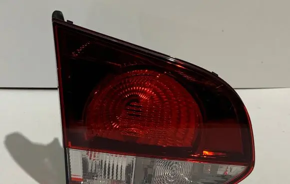Volkswagen Golf VI Tailgate rear/tail lights 5K0945093T