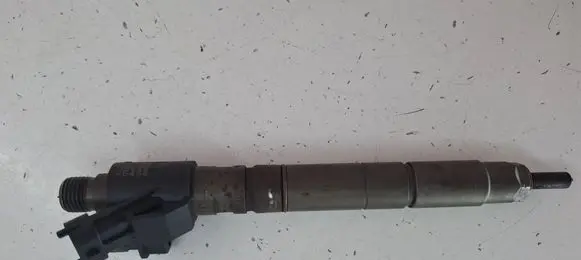 Volvo XC60 Fuel injector 31272767 0445116036